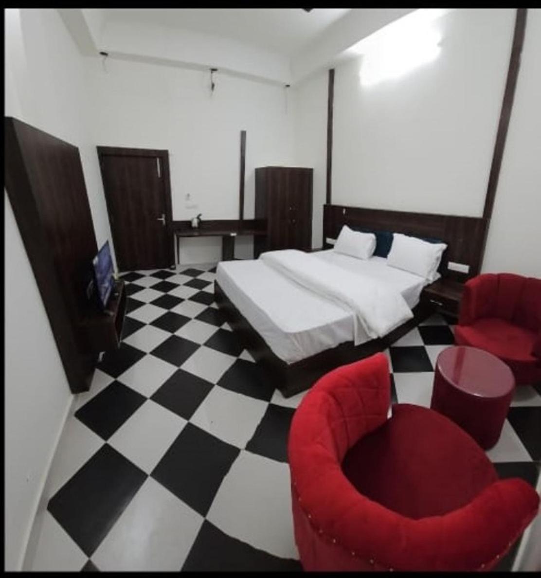 Dhanwa Resort, A Unit Of Satkar Hotel And Resorts 科塔 外观 照片